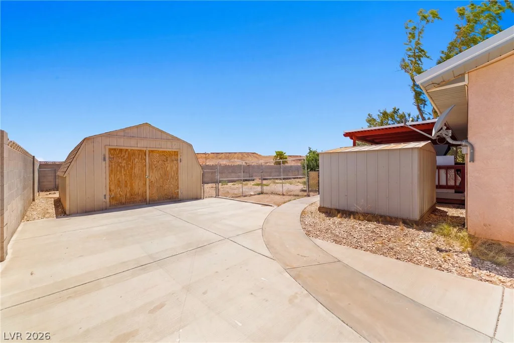1575 Navajo, Logandale, NV 89021