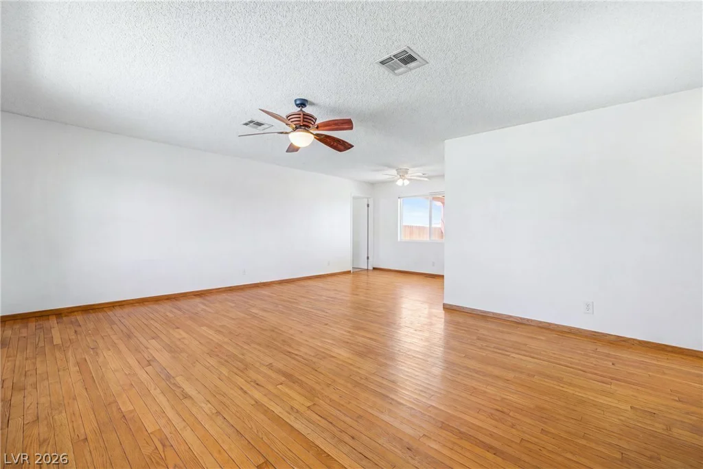 1575 Navajo, Logandale, NV 89021