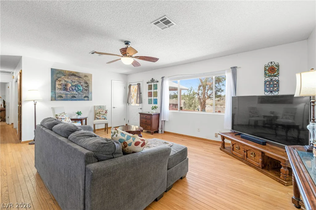 1575 Navajo, Logandale, NV 89021