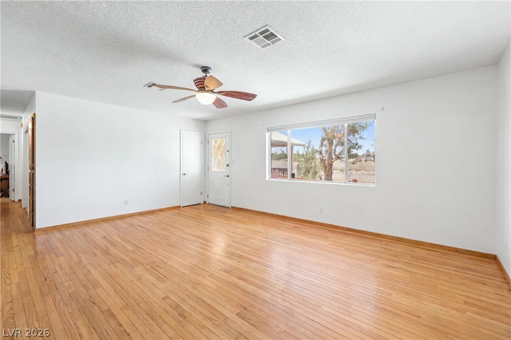 1575 Navajo, Logandale, NV 89021