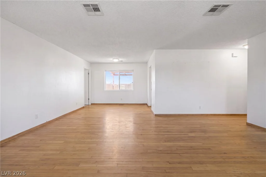 1575 Navajo, Logandale, NV 89021
