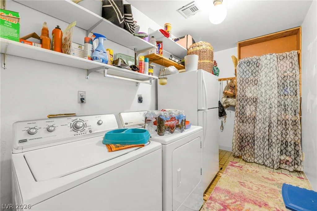 1575 Navajo, Logandale, NV 89021