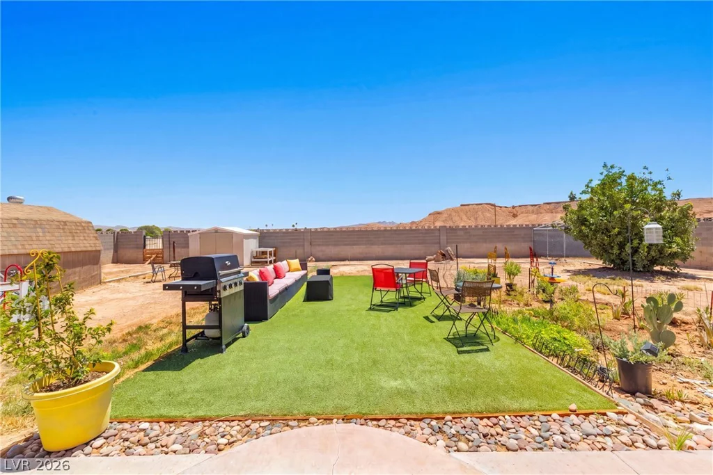 1575 Navajo, Logandale, NV 89021