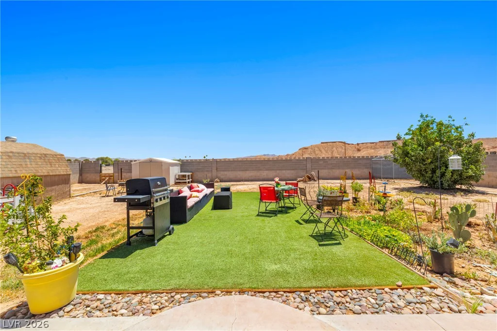 1575 Navajo, Logandale, NV 89021