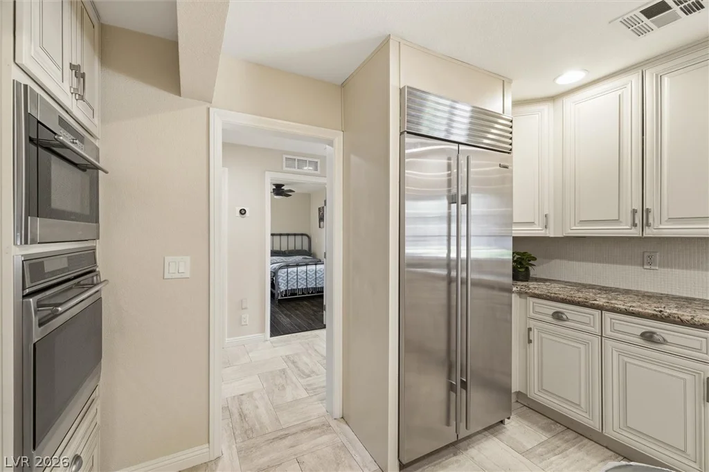 2252 Buckingham, Henderson, NV 89074