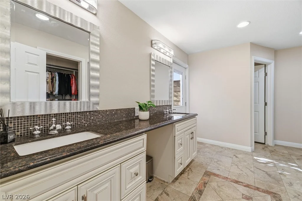 2252 Buckingham, Henderson, NV 89074