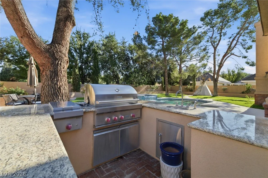 2252 Buckingham, Henderson, NV 89074