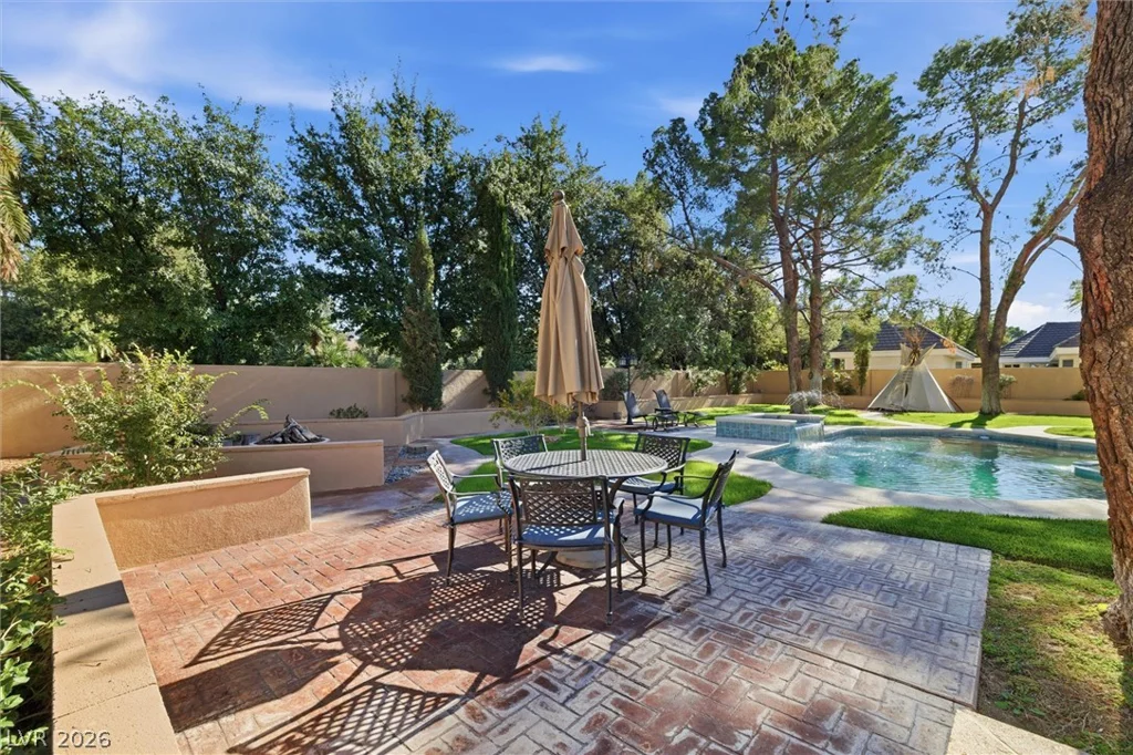 2252 Buckingham, Henderson, NV 89074
