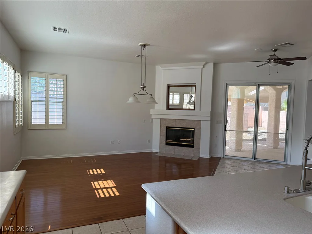 6389 Elizabethtown, Las Vegas, NV 89110
