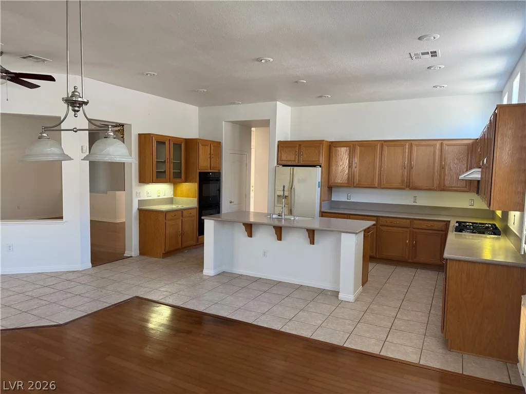 6389 Elizabethtown, Las Vegas, NV 89110