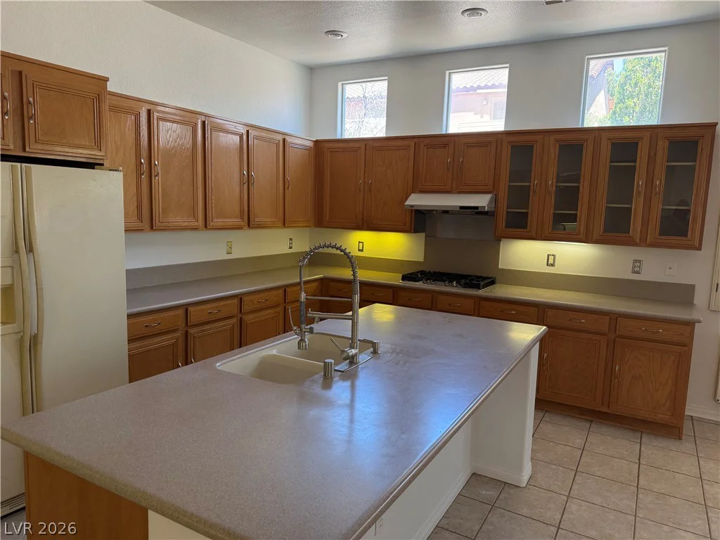 6389 Elizabethtown, Las Vegas, NV 89110