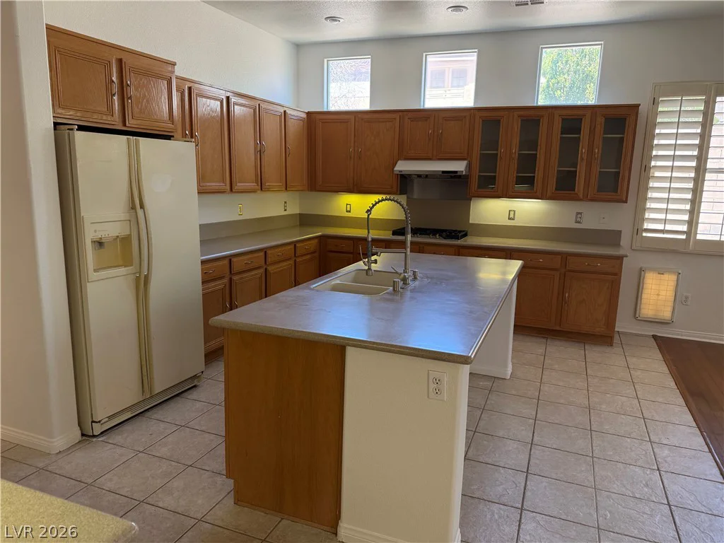 6389 Elizabethtown, Las Vegas, NV 89110