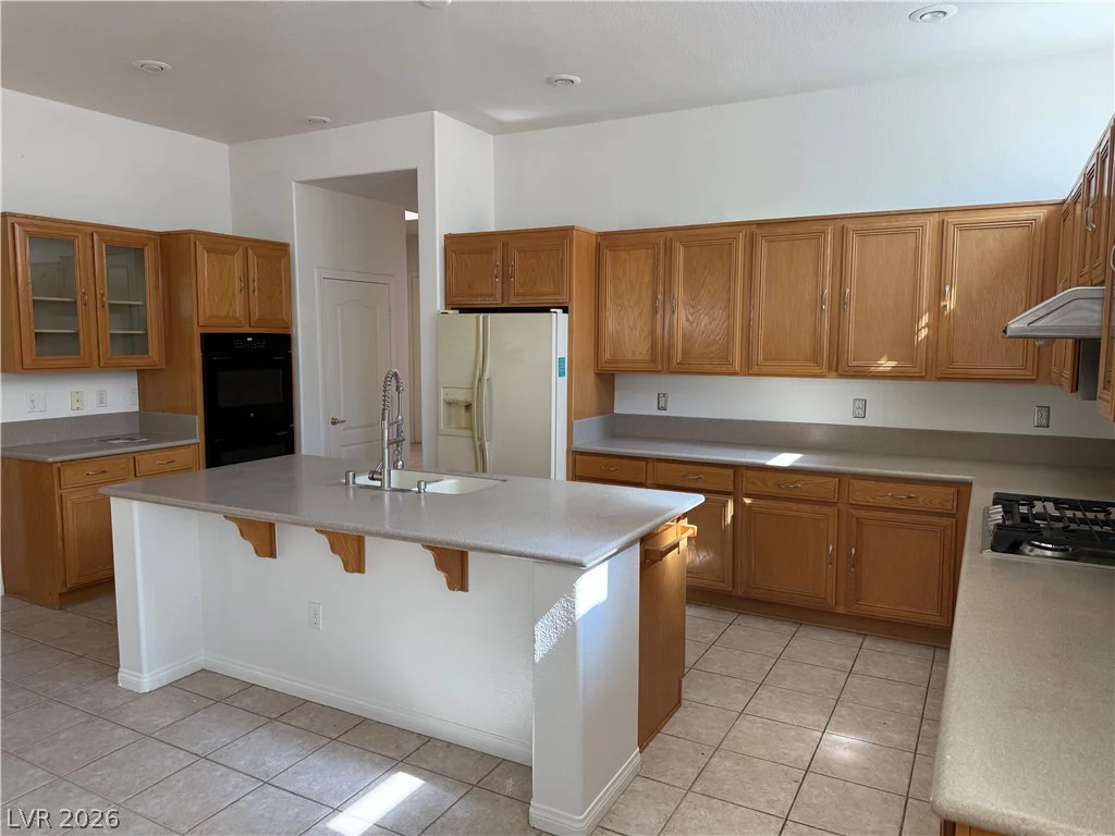 6389 Elizabethtown, Las Vegas, NV 89110