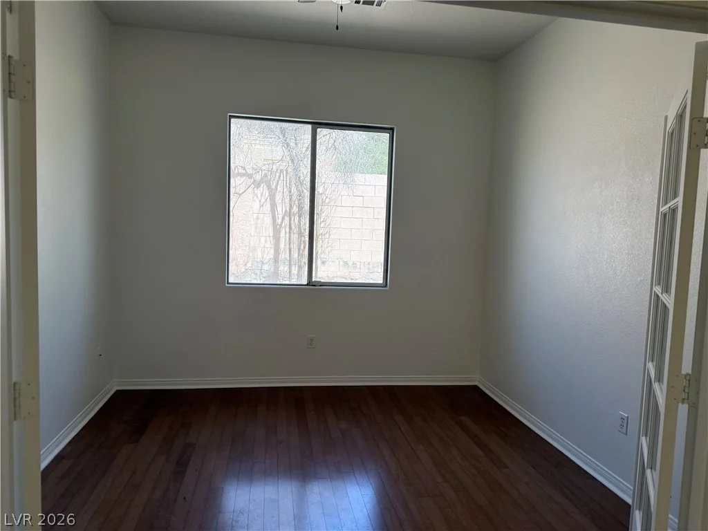 6389 Elizabethtown, Las Vegas, NV 89110