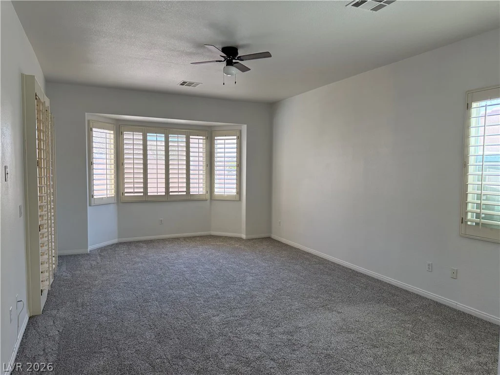 6389 Elizabethtown, Las Vegas, NV 89110