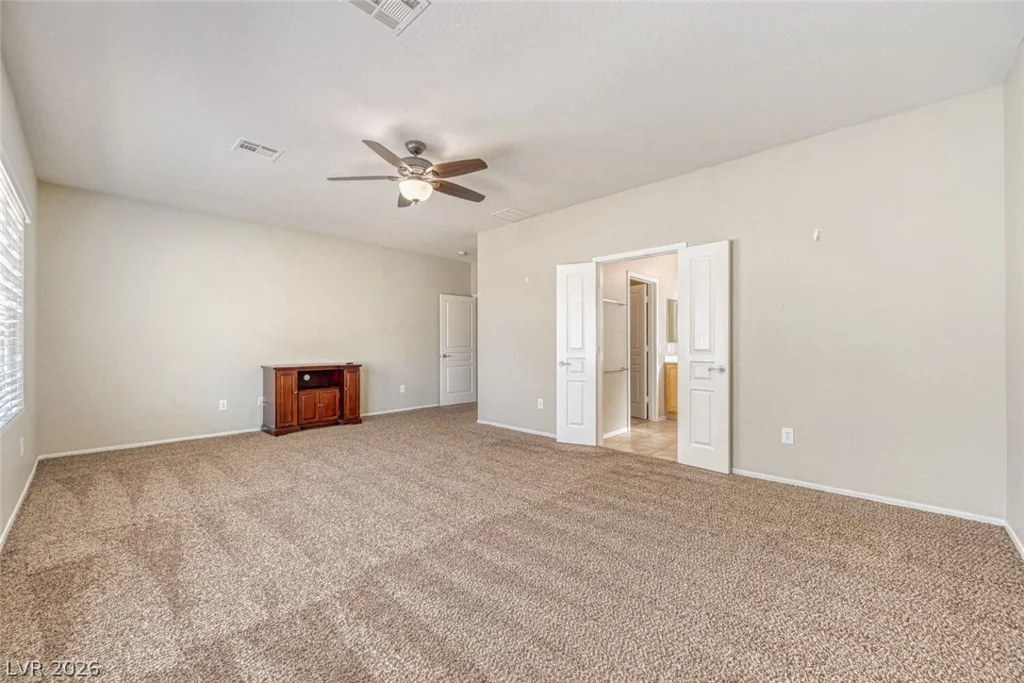 3219 Kingbird, North Las Vegas, NV 89084