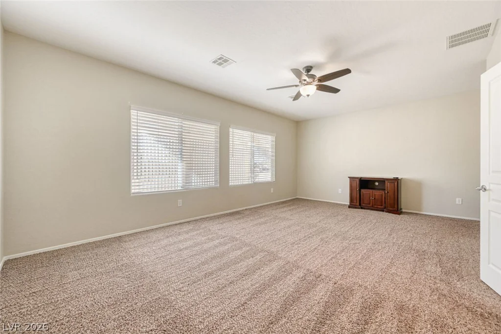 3219 Kingbird, North Las Vegas, NV 89084