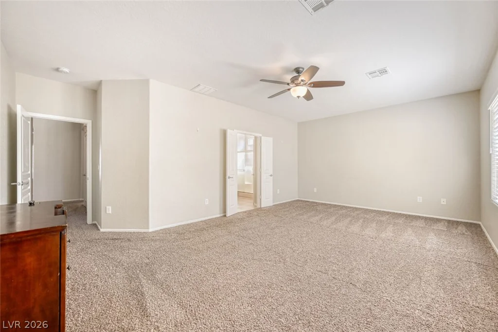 3219 Kingbird, North Las Vegas, NV 89084