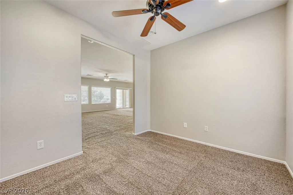 3219 Kingbird, North Las Vegas, NV 89084