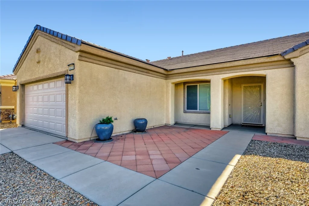 3219 Kingbird, North Las Vegas, NV 89084