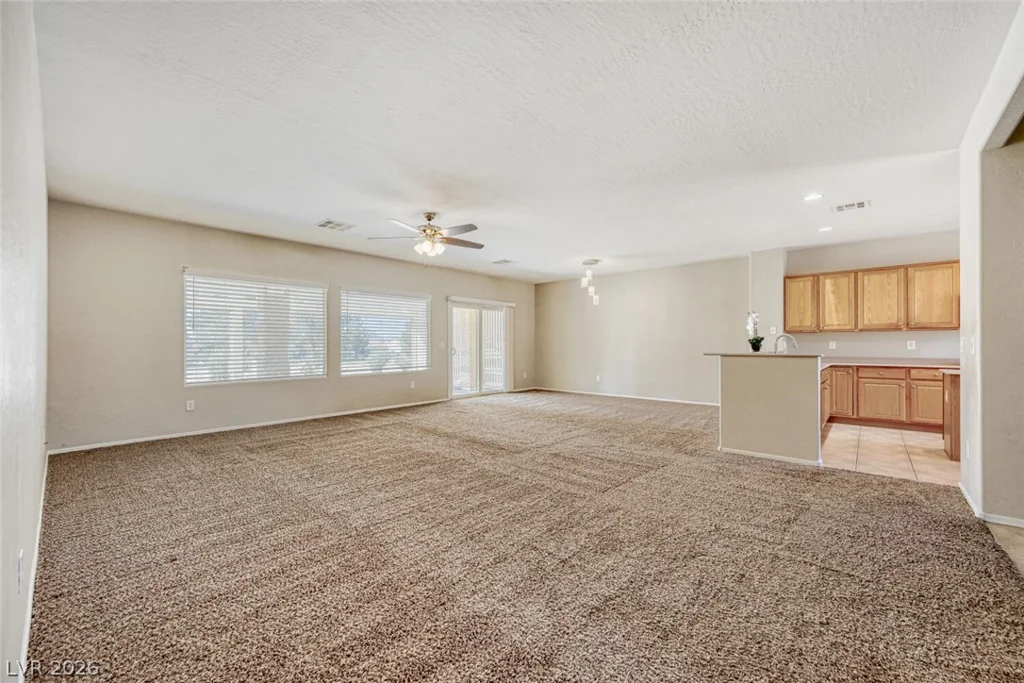 3219 Kingbird, North Las Vegas, NV 89084