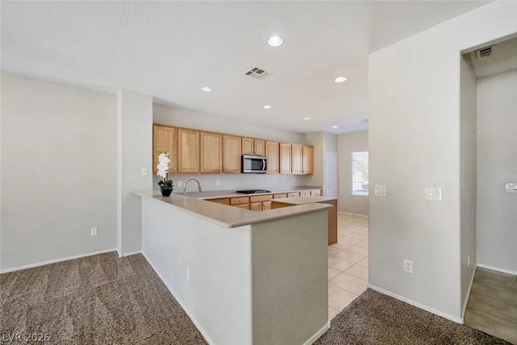 3219 Kingbird, North Las Vegas, NV 89084