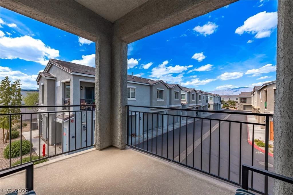 2715 Amazing Meadows, North Las Vegas, NV 89031
