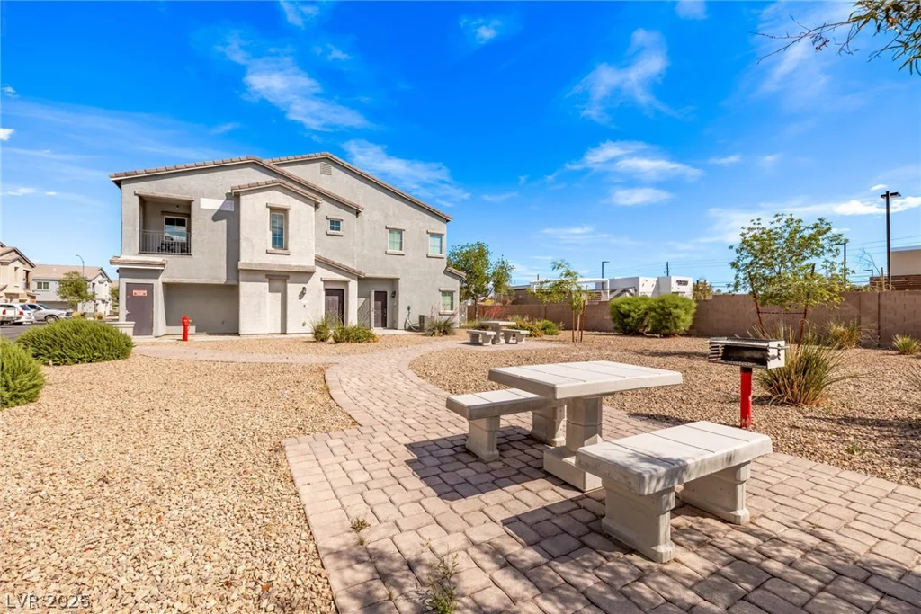 2715 Amazing Meadows, North Las Vegas, NV 89031