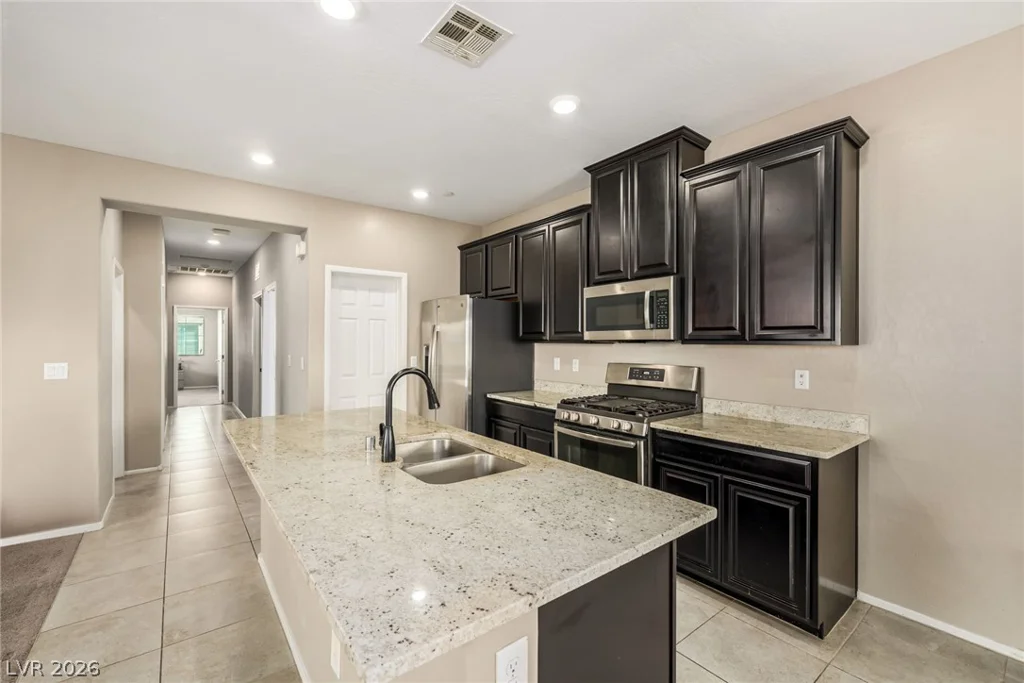 2715 Amazing Meadows, North Las Vegas, NV 89031