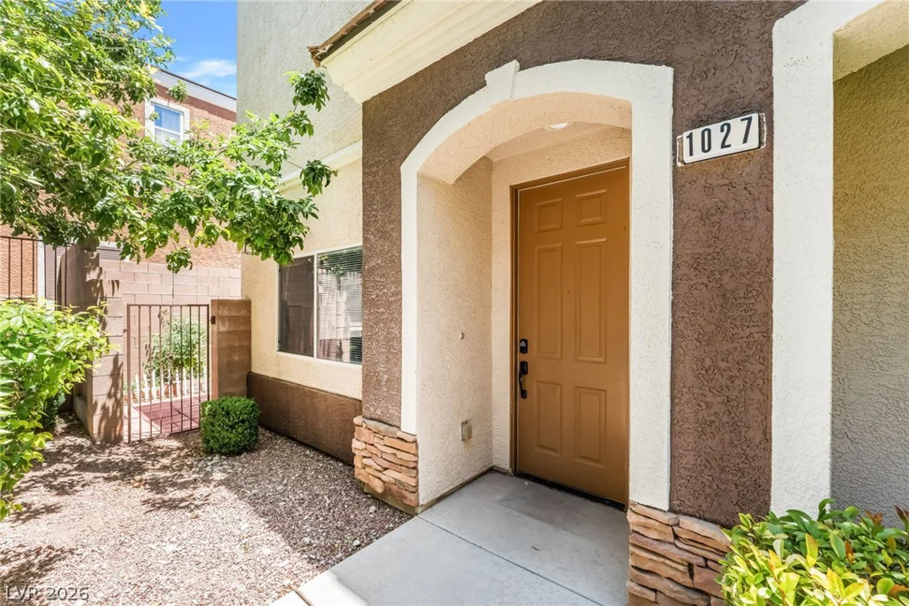 9303 Gilcrease, Las Vegas, NV 89149