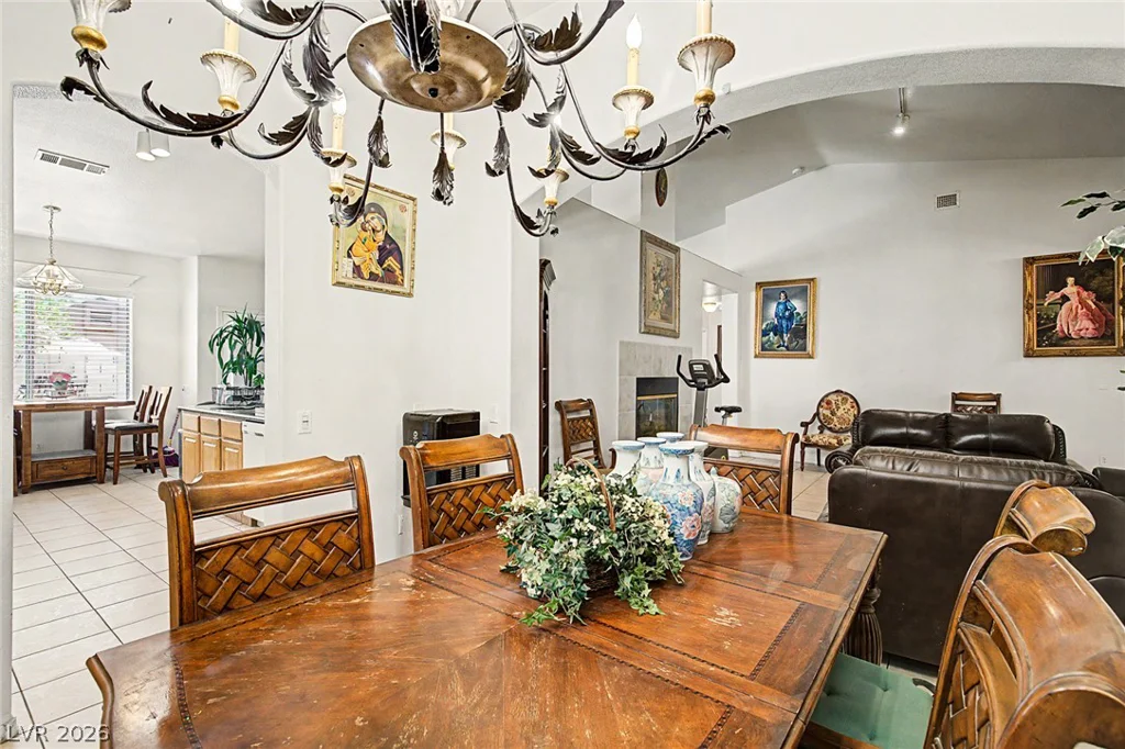 8628 Highland View, Las Vegas, NV 89145