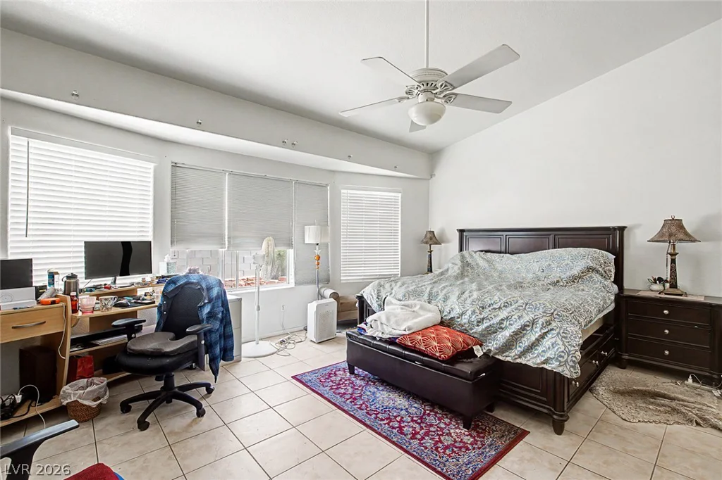 8628 Highland View, Las Vegas, NV 89145
