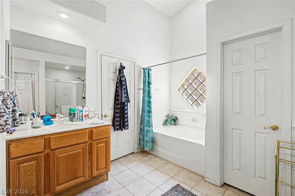 8628 Highland View, Las Vegas, NV 89145