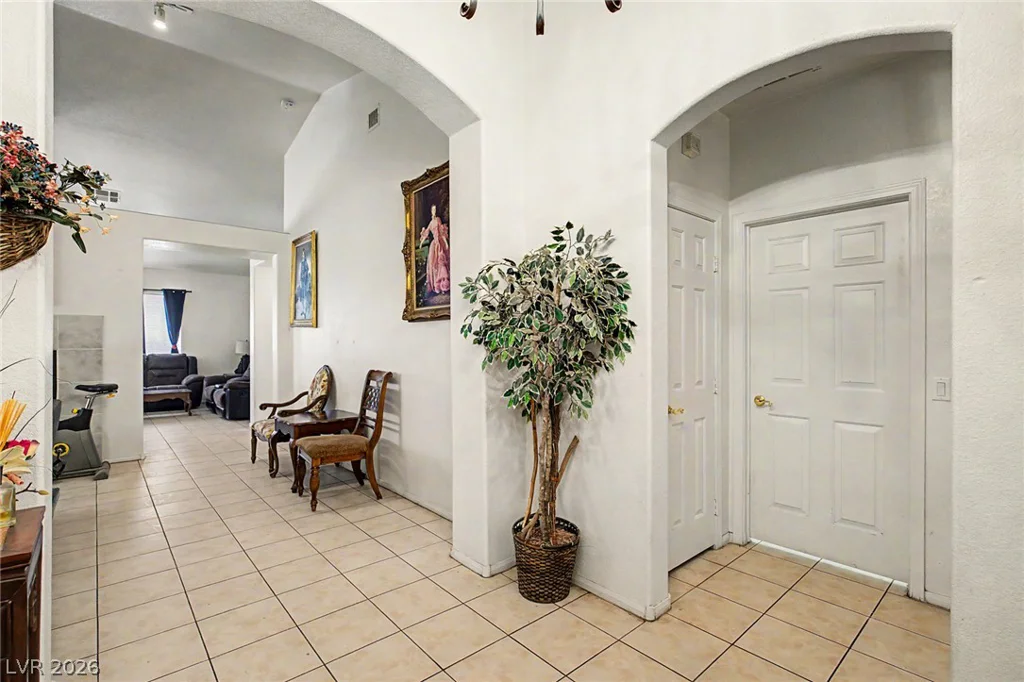 8628 Highland View, Las Vegas, NV 89145