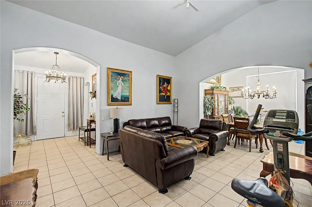 8628 Highland View, Las Vegas, NV 89145