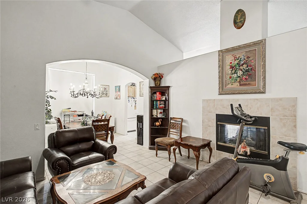 8628 Highland View, Las Vegas, NV 89145