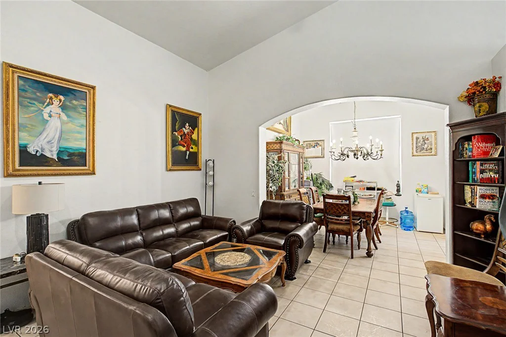 8628 Highland View, Las Vegas, NV 89145