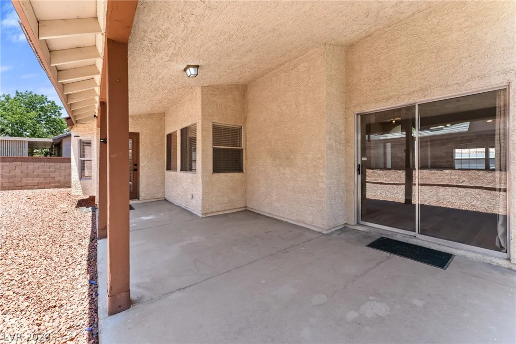 1735 Navarre, Henderson, NV 89014