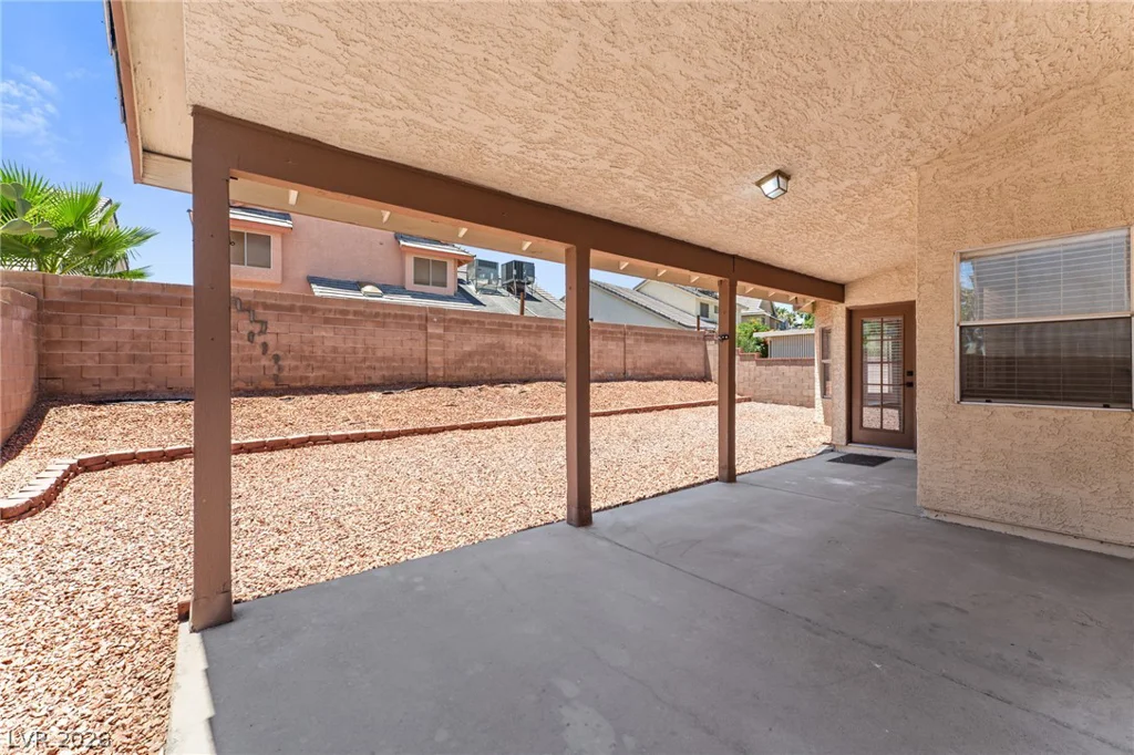 1735 Navarre, Henderson, NV 89014