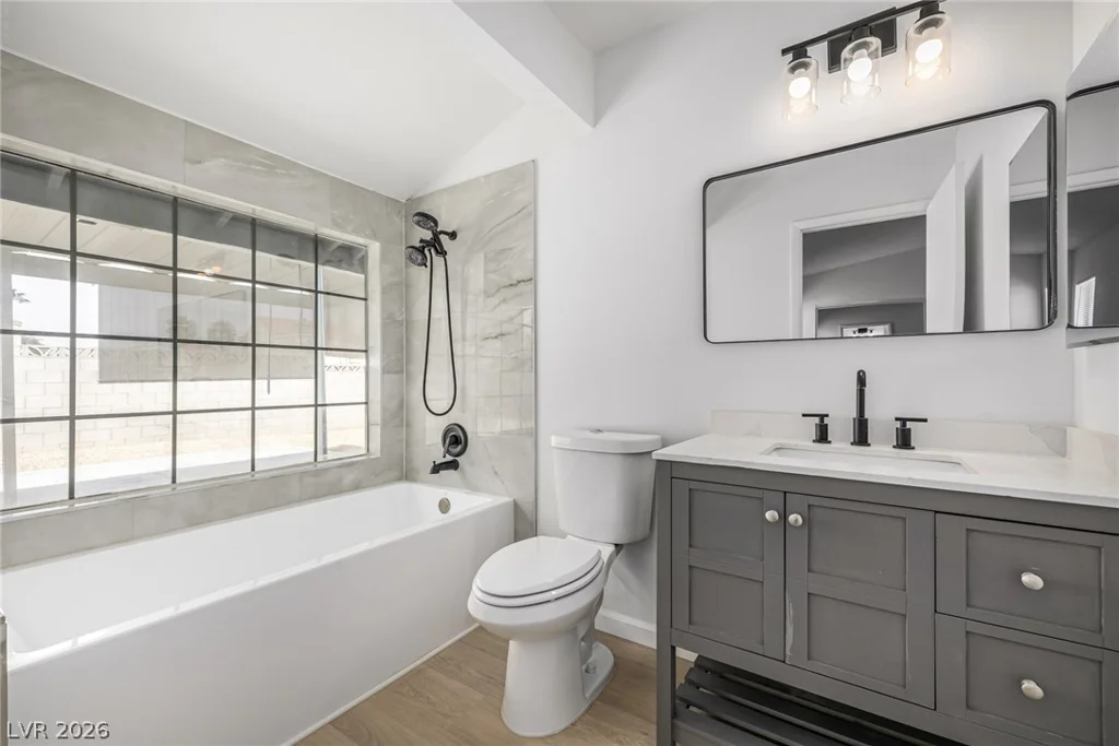 7308 Saybrook Point, Las Vegas, NV 89128