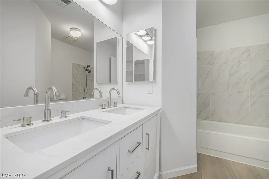 7308 Saybrook Point, Las Vegas, NV 89128