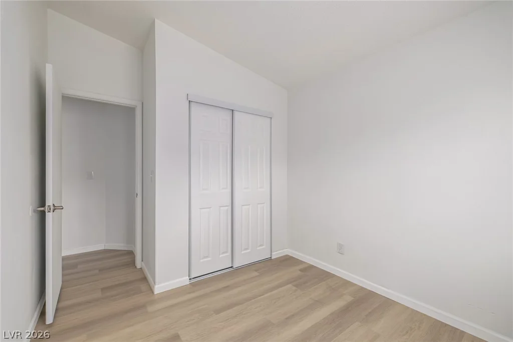 7308 Saybrook Point, Las Vegas, NV 89128