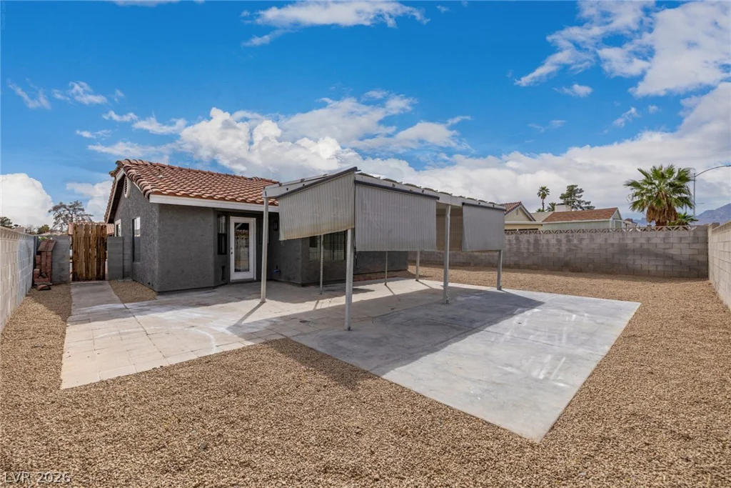 7308 Saybrook Point, Las Vegas, NV 89128