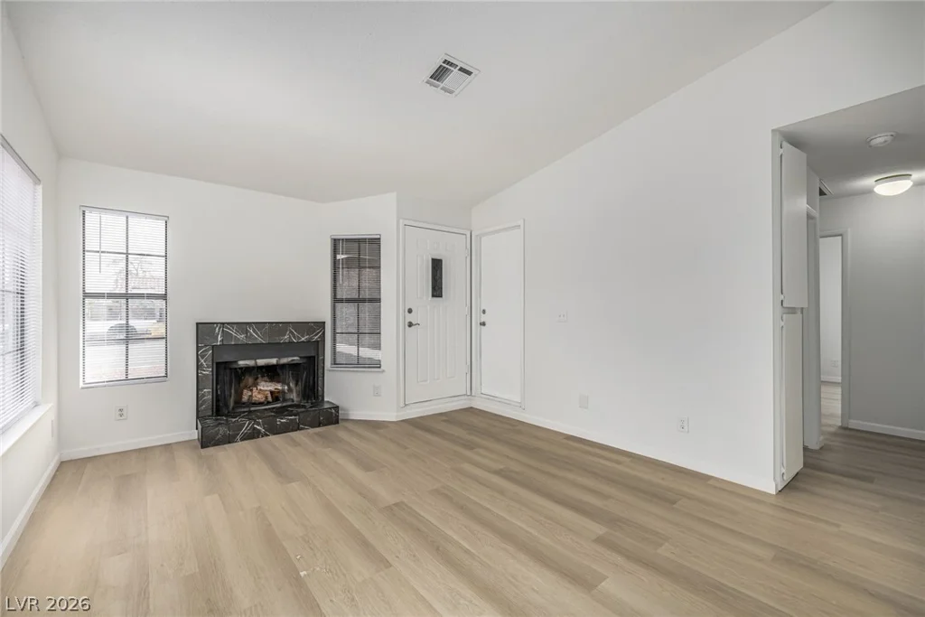 7308 Saybrook Point, Las Vegas, NV 89128