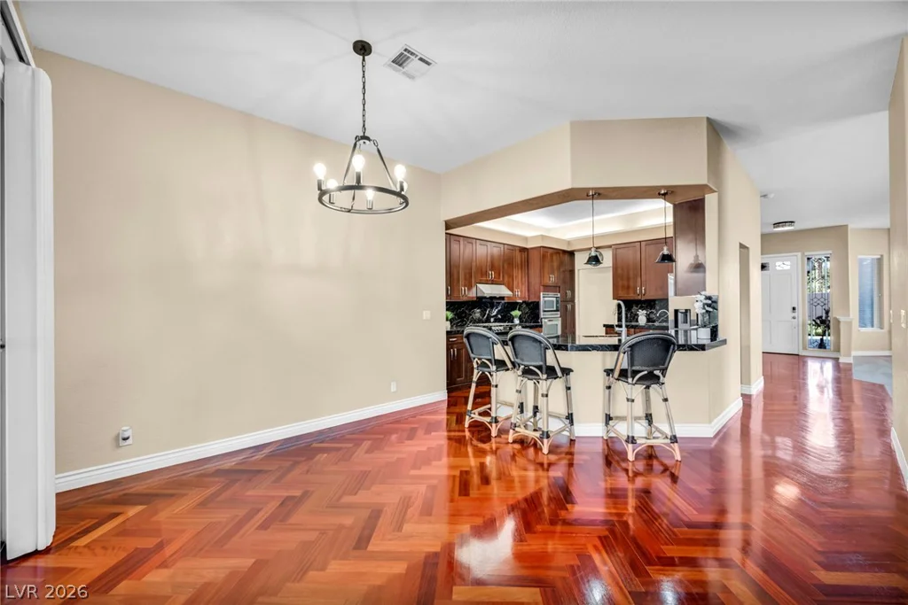 8964 Echo Ridge, Las Vegas, NV 89117