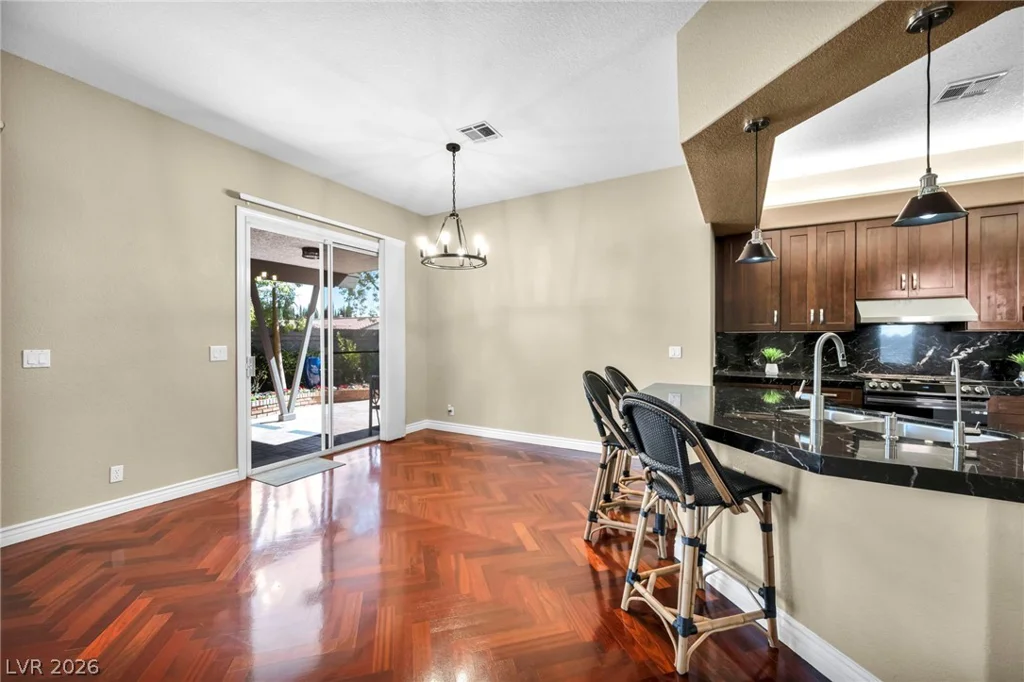 8964 Echo Ridge, Las Vegas, NV 89117