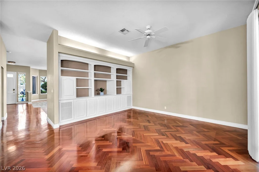 8964 Echo Ridge, Las Vegas, NV 89117