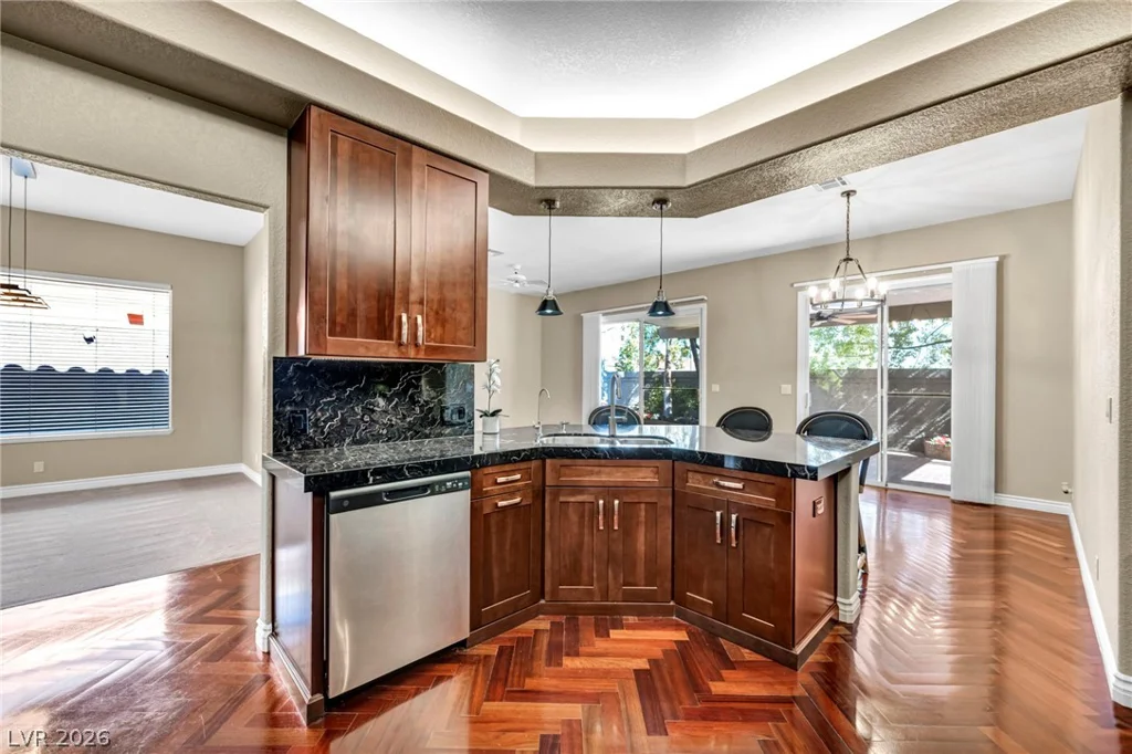 8964 Echo Ridge, Las Vegas, NV 89117
