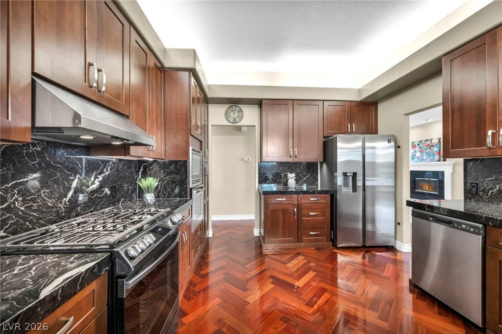 8964 Echo Ridge, Las Vegas, NV 89117