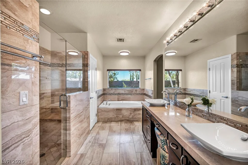 8964 Echo Ridge, Las Vegas, NV 89117